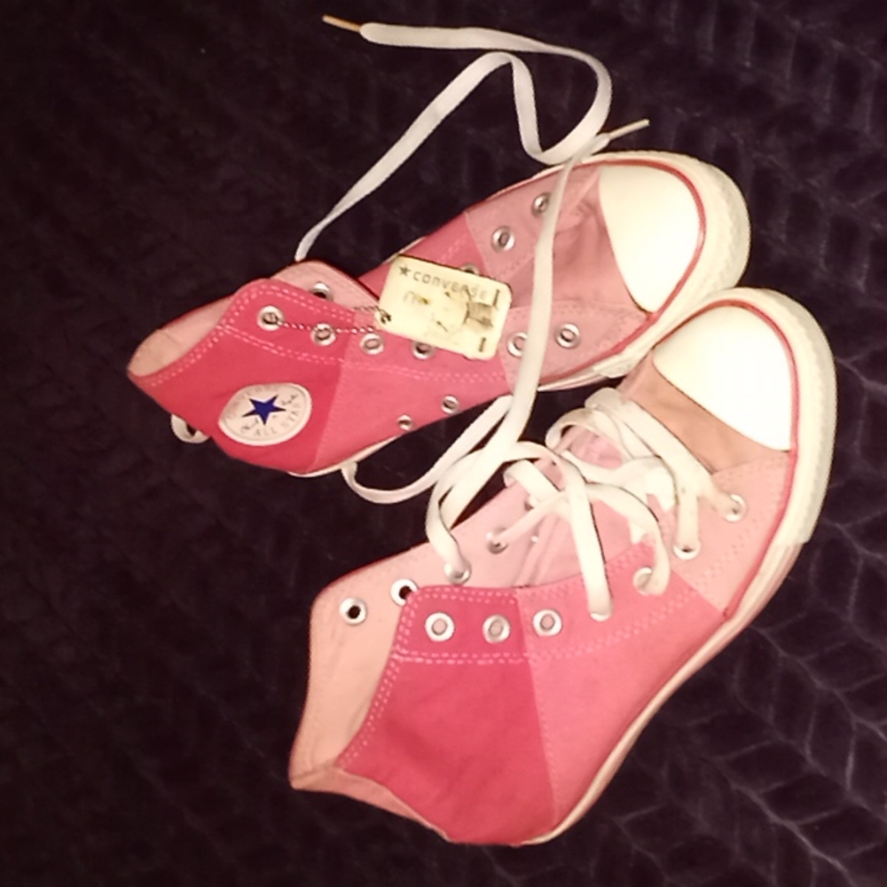 Multi pink, and white Chuck Taylor Converse All Star